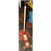 Image 1 : 10 TON HYDRAULIC GARAGE JACK