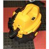 Image 1 : DEWALT 2 GALLON HEAVY DUTY SHOPVAC W/ 1 ATTACHMENT