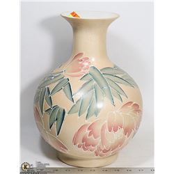 1970'S  ASIAN FLOOR VASE