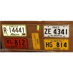 ESTATE COLLECTION OF 5 VINTAGE LICENSE