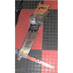 BUNDLE OF CARPENTER'S SAWS AND TOOLS