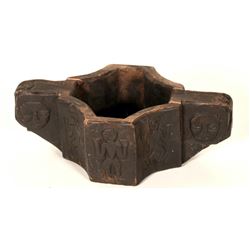 Eskimo Ceremonial Drinking Cup / Hand Carved. (109696)