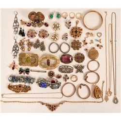 Antique Looking Costume Jewelry  (121206)