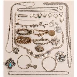 Silver Toned Costume Jewelry (121209)