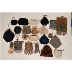 Passel of Vintage Coin, Clutch Purses & Reticules  (121581)