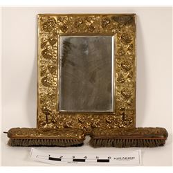 Stagecoach Primping Mirror & Brushes  (119985)