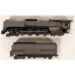 Model Train Union Pacific 4-8-4 HO Locomotive (121048)