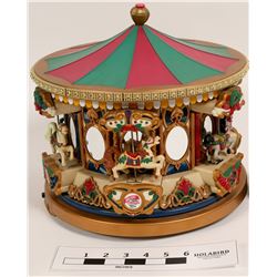 Musical Carousel; Christmas Music  (112354)