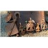 Image 1 : Old Iron Pulleys (5)  (122789)