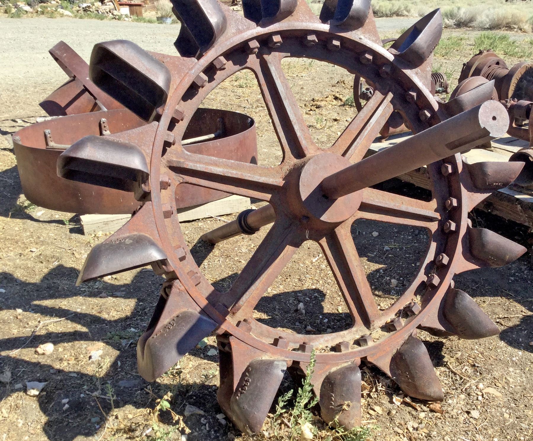 Pelton Wheel with all the accessories (8 pieces) (119434) Holabird