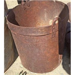 Ore Bucket, Bottomless  (121736)