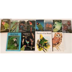 Reference Books of Birds  (121552)