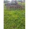 Image 1 : 11) 10' to 12' Corral Panels
