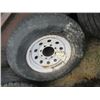 Image 1 : 235 80 16 Tire & Rim