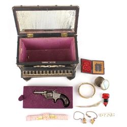 Pre 19th c. Feminine Boudoir Box & Personals