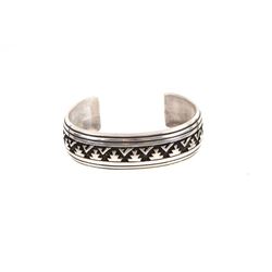 Navajo T&R Singer Stamped Sterling Silver Bracelet