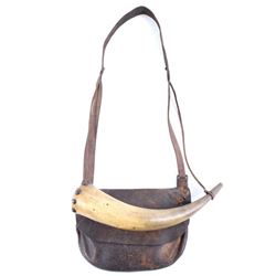 American Frontiersman Powder Horn & Pouch 1800's
