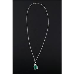 Beautiful Classic Green Emerald & Diamond Necklace
