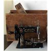 Image 1 : Miniature Sewing Machine
