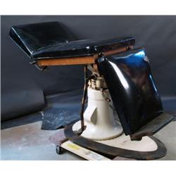 Antique Doctor's Examining Table w pump