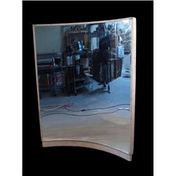 "Funhouse Curved Mirror"