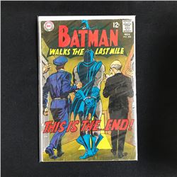 BATMAN 206 (DC COMICS) Walks the Last Mile