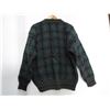 Image 2 : 100 % Wool Sweater hand made in Equador