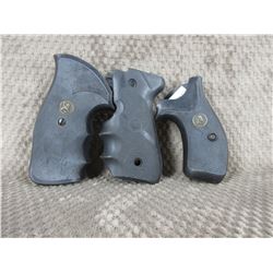 3 Rubber Pistol Grips