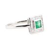 Image 2 : 0.41 ctw Emerald and Diamond Ring - 18KT White Gold