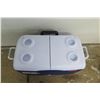 Image 2 : Rubbermaid Microban 60 Qt Blue Chest Cooler w/ Wheels