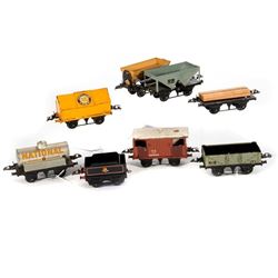 O Gauge Hornby Tender and (8) goods wagons
