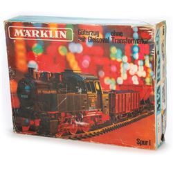 Marklin Gauge 1 5500 Set with Diesel Loco and 2 cars