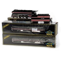 O Gauge Weaver Lehigh Valley Streamline passenger cars and John Wilkes Pacific Locomotive