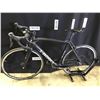 Image 2 : BLACK S-WORKS TARMAC,  80CM STANDING HEIGHT, 18 SPEED ROAD BICYCLE