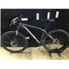 Image 1 : BLACK SPECIALIZED PITCH, 80CM STANDING HEIGHT, 24 SPEED,  DISC BRAKES MOUNTAIN BICYCLE