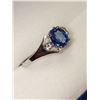 Image 2 : 10K WHITE GOLD CEYLON SAPPHIRE (0.85CT) DIAMOND (04CT) RING