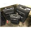 Image 1 : 3 PIECE SWISS LUGGAGE SET