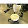 Image 2 : PERFECT ELECTRIC HAWAII HULA CHAIR