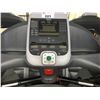 Image 2 : PRECOR 966I FLEXDECK INCLINE TREADMILL, 120V/20A PLUG