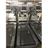 Image 2 : PRECOR 966I FLEXDECK INCLINE TREADMILL, 120V/20A PLUG