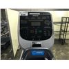 Image 2 : PRECOR AMT '12 ELLIPTICAL MACHINE