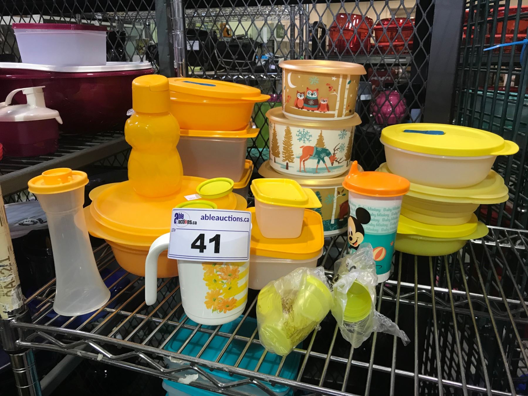 Assorted Tupperware ASSORTED TUPPERWARE PRODUCTS - Able Auctions