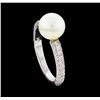 Image 4 : 14KT White Gold 7.6mm Pearl and Diamond Ring