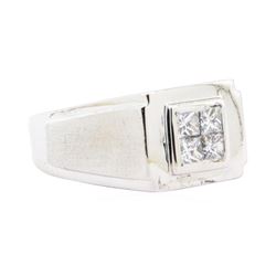 0.52 ctw Diamond Ring - 18KT White Gold