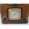 Image 2 : RCA RADIO - BATTERY OPERATED