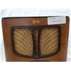 Image 3 : RCA RADIO - BATTERY OPERATED