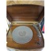 Image 2 : RECORD PLAYER, VIKING