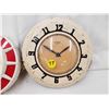 Image 3 : 2 WALL CLOCKS (1 ELECTRIC, 1 WIND UP)
