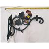 Image 1 : CAST ROOSTER BRACKET