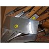 Image 2 : LOT OF KNIVES & CLEAVER & SHARPENER